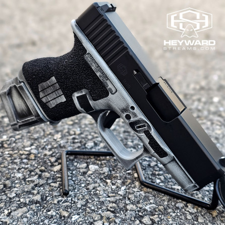 Custom G26 Gen3 – Hand Stippling, Winter Call-Duty Design, OEM Heyward Streams Style Upper, 9mm.